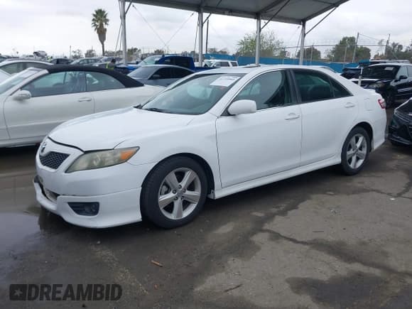 ✅ 2011 Toyota Camry LE • VIN: 4T1BK3EK0BU612334 • Lot: 41735960. Wystawiony na IAAI z przebiegiem 229 640 mil. Bezpłatny archiwum sprzedaży aukcyjnych z USA i szczegółowy raport historii pojazdu na DreamBid. Zdjęcie 17.