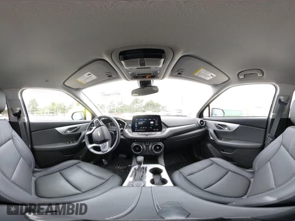 ✅ 2024 Chevrolet Blazer LT • VIN: 3GNKBDR42RS174178 • Лот: 42914097. Опубликован ранее на IAAI с пробегом 18 939 миль. Бесплатный доступ к архиву аукционных продаж из США и подробный отчёт об истории автомобиля на DreamBid. Изображение 18.