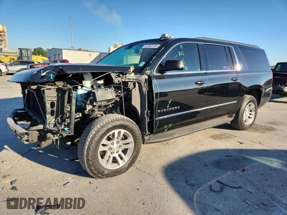 ✅ 2020 Chevrolet Suburban LS • VIN: 1GNSCGKC8LR221921 • Лот: 82263195. Опубликован ранее на Copart с пробегом 121 384 миль. Бесплатный доступ к архиву аукционных продаж из США и подробный отчёт об истории автомобиля на DreamBid. Изображение 1.
