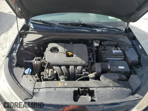 ✅ 2019 Hyundai Elantra SEL • VIN: KMHD84LF3KU785803 • Lot: 84272095. Listed on Copart with 128,362 mi. Free auction sales archive from the USA and detailed vehicle history report at DreamBid. Image 11.