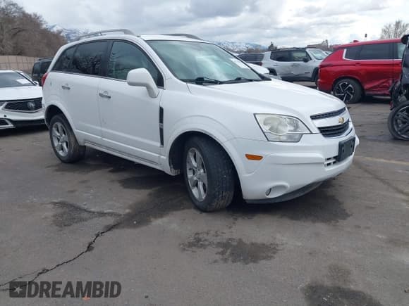 ✅ 2014 Chevrolet Captiva Sport LTZ • VIN: 3GNAL4EK8ES631051 • Lot: 41721041. Wystawiony na IAAI z przebiegiem 140 258 mil. Bezpłatny archiwum sprzedaży aukcyjnych z USA i szczegółowy raport historii pojazdu na DreamBid. Zdjęcie 1.