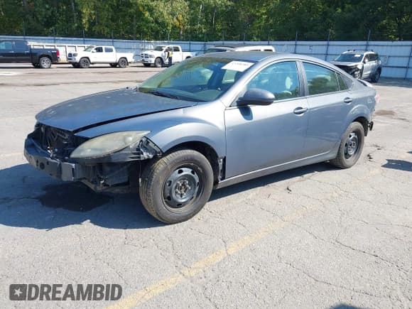 ✅ 2010 Mazda 6 i Sport • VIN: 1YVHZ8BH6A5M13016 • Lot: 43208389. Wystawiony na IAAI z przebiegiem 240 333 mil. Bezpłatny archiwum sprzedaży aukcyjnych z USA i szczegółowy raport historii pojazdu na DreamBid. Zdjęcie 18.