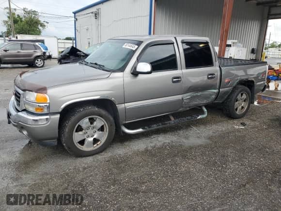 2007 GMC Sierra 1500 SL with VIN 2GTEK13V171181136, listed as a Copart auction lot 80144645 with 126,765 mi miles and Salvage title. Bid and sale history available at DreamBid. Image 1.