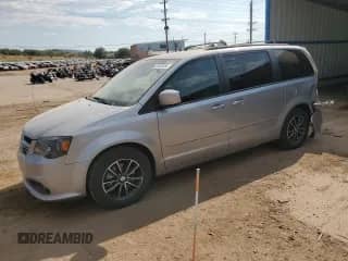 2016 Dodge Grand Caravan R/T z VIN 2C4RDGEG0GR318663, wystawiony jako Copart lot #73024254 z przebiegiem 217 794 mil mil oraz Szkoda całkowita • Salvage title. Historia ofert i sprzedaży dostępna na DreamBid. Obrazek 1.