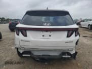 ✅ 2022 Hyundai Tucson SEL Convenience • VIN: KM8JFCA14NU052139 • Lot: 72435343. Wystawiony na Copart z przebiegiem 22 662 mil. Bezpłatny archiwum sprzedaży aukcyjnych z USA i szczegółowy raport historii pojazdu na DreamBid. Zdjęcie 6.