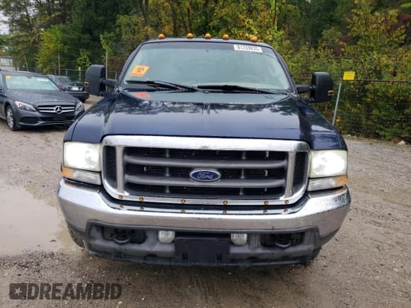 ✅ 2003 Ford F-350 XL • VIN: 1FTSW31P83EC44605 • Lot: 81239635. Wystawiony na Copart z przebiegiem 188 479 mil. Bezpłatny archiwum sprzedaży aukcyjnych z USA i szczegółowy raport historii pojazdu na DreamBid. Zdjęcie 5.