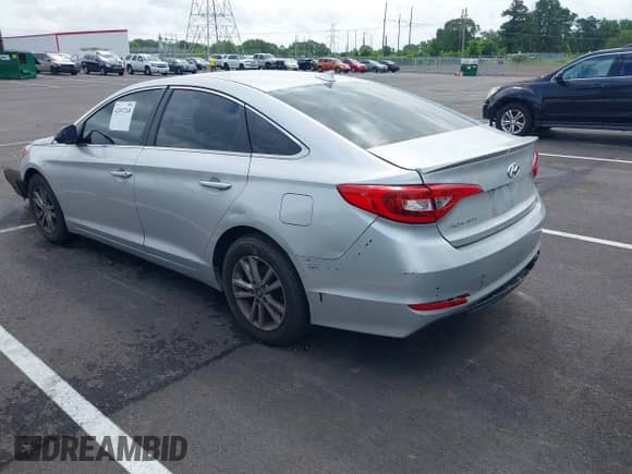 2016 Hyundai Sonata 2.4L z VIN 5NPE24AF1GH409129, wystawiony jako IAAI lot #42497240 z przebiegiem 228 574 mil mil oraz . Historia ofert i sprzedaży dostępna na DreamBid. Obrazek 3.
