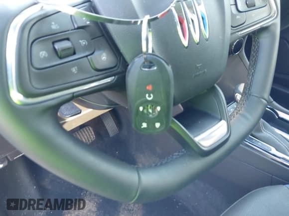 ✅ 2025 Buick Encore GX Sport Touring • VIN: KL4AMDSL2SB151771 • Lot: 43322989. Listed on IAAI with 16,956 mi. Free auction sales archive from the USA and detailed vehicle history report at DreamBid. Image 11.