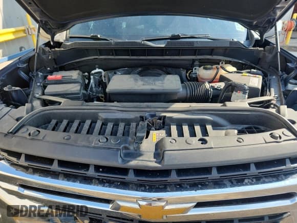 ✅ 2019 Chevrolet Silverado 1500 LT • VIN: 1GCRWCED4KZ191715 • Lot: 80177235. Wystawiony na Copart z przebiegiem 84 433 mil. Bezpłatny archiwum sprzedaży aukcyjnych z USA i szczegółowy raport historii pojazdu na DreamBid. Zdjęcie 11.