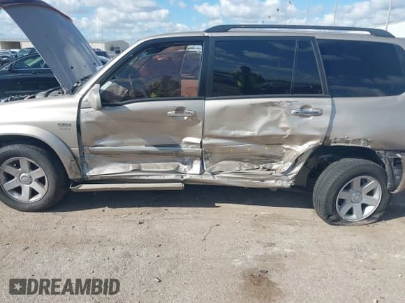 ✅ 2003 Suzuki XL7 Touring • VIN: JS3TX92V934102093 • Lot: 43710578. Listed on IAAI with 89,189 mi. Free auction sales archive from the USA and detailed vehicle history report at DreamBid. Image 6.