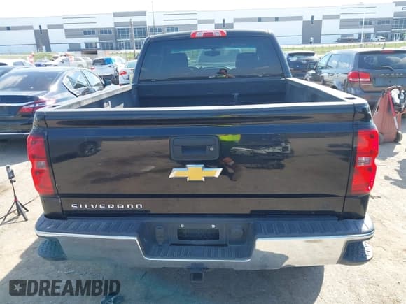 ✅ 2014 Chevrolet Silverado 1500 LT • VIN: 1GCRCREC0EZ270595 • Lot: 43394887. Listed on IAAI with 316,051 mi. Free auction sales archive from the USA and detailed vehicle history report at DreamBid. Image 16.