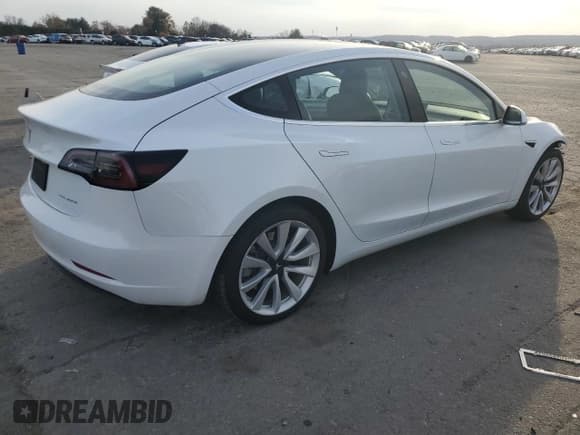 ✅ 2020 Tesla Model 3 Long Range • VIN: 5YJ3E1EB9LF795618 • Lot: 91674405. Listed on Copart with 59,808 mi. Free auction sales archive from the USA and detailed vehicle history report at DreamBid. Image 3.