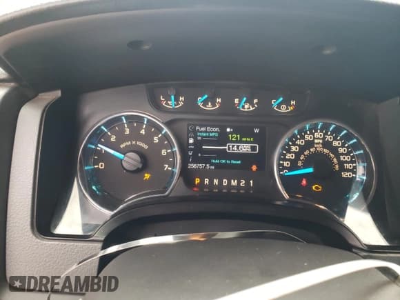 ✅ 2014 Ford F-150 XLT • VIN: 1FTFW1EF5EKD80413 • Lot: 50223575. Listed on Copart with 256,757 mi. Free auction sales archive from the USA and detailed vehicle history report at DreamBid. Image 9.