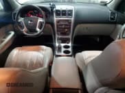 ✅ 2011 GMC Acadia SLT2 • VIN: 1GKKVSED4BJ171823 • Lot: 82108855. Listed on Copart with 198,187 mi. Free auction sales archive from the USA and detailed vehicle history report at DreamBid. Image 8.