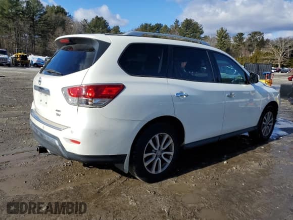 ✅ 2015 Nissan Pathfinder Platinum • VIN: 5N1AR2MM7FC714374 • Lot: 41472025. Listed on Copart with 114,027 mi. Free auction sales archive from the USA and detailed vehicle history report at DreamBid. Image 3.