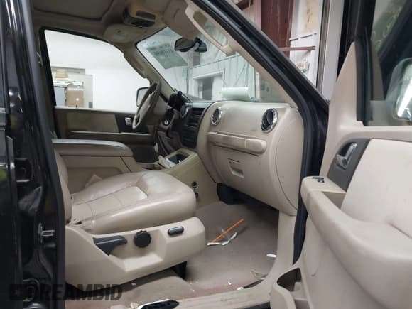 ✅ 2005 Ford Expedition Eddie Bauer • VIN: 1FMFU175X5LA76073 • Лот: 43310690. Опубликован ранее на IAAI с пробегом 133 308 миль. Бесплатный доступ к архиву аукционных продаж из США и подробный отчёт об истории автомобиля на DreamBid. Изображение 5.