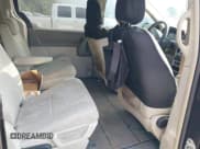 ✅ 2010 Chrysler Town & Country LX • VIN: 2A4RR2D1XAR391221 • Lot: 42355252. Wystawiony na IAAI z przebiegiem 200 178 mil. Bezpłatny archiwum sprzedaży aukcyjnych z USA i szczegółowy raport historii pojazdu na DreamBid. Zdjęcie 8.