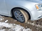 ✅ 2014 Volkswagen Jetta TDI w/Premium/Nav • VIN: 3VWLL7AJXEM382611 • Lot: 41609335. Listed on IAAI with 120,000 mi. Free auction sales archive from the USA and detailed vehicle history report at DreamBid. Image 6.