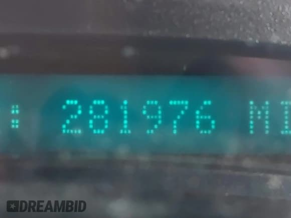 ✅ 2006 Chevrolet Silverado 2500HD LT2 • VIN: 1GCHK29D86E240925 • Лот: 41051872. Опубликован ранее на IAAI с пробегом 281 976 миль. Бесплатный доступ к архиву аукционных продаж из США и подробный отчёт об истории автомобиля на DreamBid. Изображение 15.