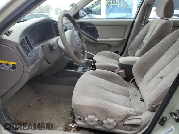 ✅ 2004 Hyundai Elantra GLS • VIN: KMHDN46D94U725028 • Lot: 52149425. Wystawiony na Copart z przebiegiem 117 495 mil. Bezpłatny archiwum sprzedaży aukcyjnych z USA i szczegółowy raport historii pojazdu na DreamBid. Zdjęcie 7.