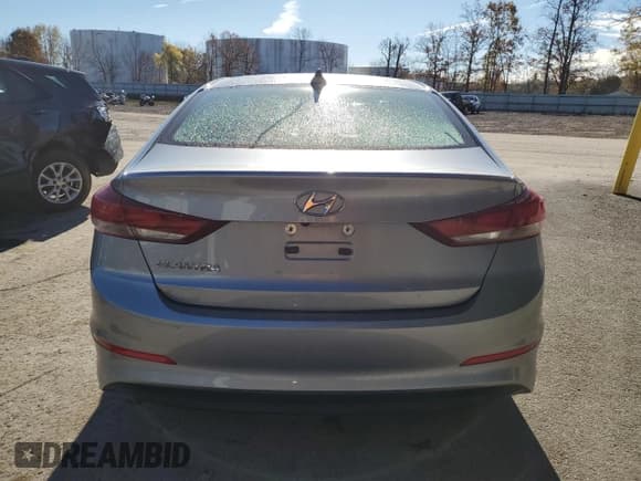 ✅ 2017 Hyundai Elantra Value Edition • VIN: 5NPD84LF3HH065294 • Лот: 89825205. Опубликован ранее на Copart с пробегом 83 372 миль. Бесплатный доступ к архиву аукционных продаж из США и подробный отчёт об истории автомобиля на DreamBid. Изображение 6.