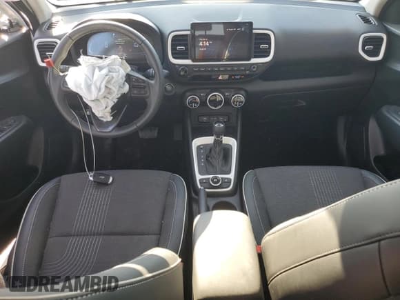 ✅ 2024 Hyundai Venue Limited • VIN: KMHRC8A32RU333114 • Lot: 78255674. Listed on Copart with 1,549 mi. Free auction sales archive from the USA and detailed vehicle history report at DreamBid. Image 8.