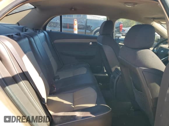 ✅ 2008 Chevrolet Malibu 1LS • VIN: 1G1ZG57BX8F256221 • Lot: 91399035. Listed on Copart with 122,427 mi. Free auction sales archive from the USA and detailed vehicle history report at DreamBid. Image 10.