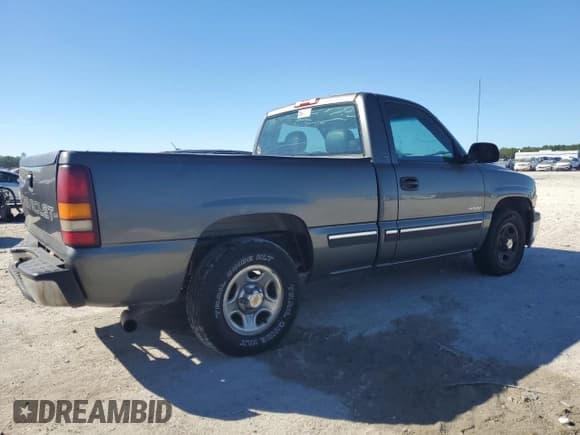 ✅ 2001 Chevrolet Silverado 1500 • VIN: 1GCEC14W81Z239407 • Lot: 86644515. Listed on Copart with 194,180 mi. Free auction sales archive from the USA and detailed vehicle history report at DreamBid. Image 3.