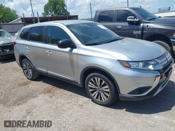 ✅ 2020 Mitsubishi Outlander ES • VIN: JA4AD2A32LZ042273 • Лот: 42573476. Опубликован ранее на IAAI с пробегом 59 571 миль. Бесплатный доступ к архиву аукционных продаж из США и подробный отчёт об истории автомобиля на DreamBid. Изображение 1.