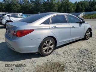 ✅ 2013 Hyundai Sonata Limited • VIN: 5NPEC4AC3DH553375 • Lot: 71194764. Listed on Copart with 146,040 mi. Free auction sales archive from the USA and detailed vehicle history report at DreamBid. Image 3.