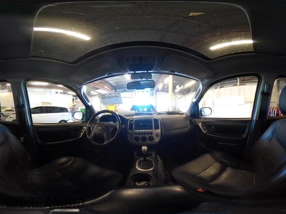 ✅ 2007 Ford Escape Limited • VIN: 1FMCU94197KA36921 • Lot: 40426720. Listed on IAAI with 177,909 mi. Free auction sales archive from the USA and detailed vehicle history report at DreamBid. Image 19.