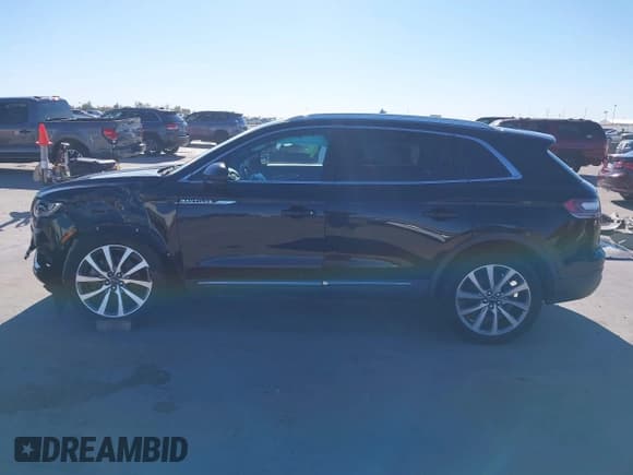 ✅ 2019 Lincoln Nautilus Select • VIN: 2LMPJ6K98KBL32893 • Lot: 43559879. Listed on IAAI with 133,850 mi. Free auction sales archive from the USA and detailed vehicle history report at DreamBid. Image 14.