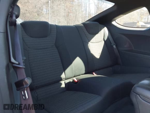 ✅ 2013 Hyundai Genesis Coupe 2.0T • VIN: KMHHT6KD0DU102826 • Лот: 43602864. Опубликован ранее на IAAI с пробегом 158 241 миль. Бесплатный доступ к архиву аукционных продаж из США и подробный отчёт об истории автомобиля на DreamBid. Изображение 8.