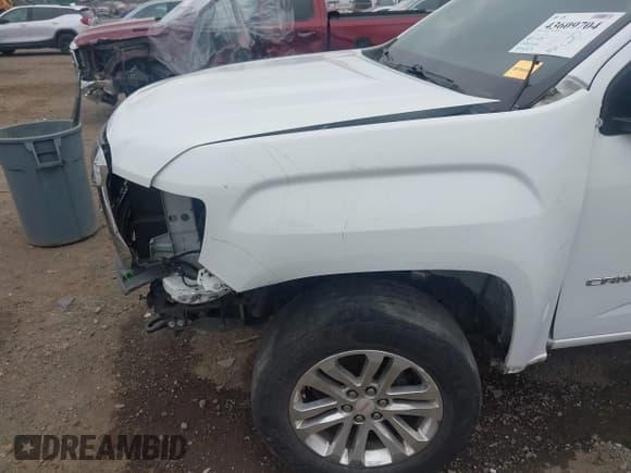 ✅ 2017 GMC Canyon 4WD SLT • VIN: 1GTG6DEN6H1249790 • Лот: 43609704. Опубликован ранее на IAAI с пробегом 141 693 миль. Бесплатный доступ к архиву аукционных продаж из США и подробный отчёт об истории автомобиля на DreamBid. Изображение 19.