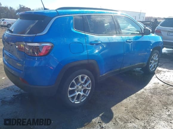 ✅ 2024 Jeep Compass Latitude Lux • VIN: 3C4NJDFN9RT153988 • Лот: 43594044. Опубликован ранее на IAAI с пробегом 15 802 миль. Бесплатный доступ к архиву аукционных продаж из США и подробный отчёт об истории автомобиля на DreamBid. Изображение 4.