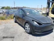 ✅ 2022 Tesla Model Y Long Range • VIN: 7SAYGDEE9NA022842 • Lot: 42003782. Wystawiony na IAAI z przebiegiem 36 010 mil. Bezpłatny archiwum sprzedaży aukcyjnych z USA i szczegółowy raport historii pojazdu na DreamBid. Zdjęcie 1.