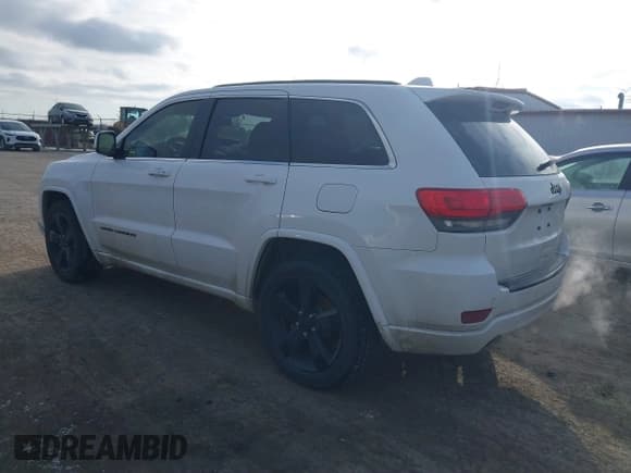 ✅ 2015 Jeep Grand Cherokee Laredo • VIN: 1C4RJEAG8FC721512 • Lot: 41090495. Listed on IAAI with 91,761 mi. Free auction sales archive from the USA and detailed vehicle history report at DreamBid. Image 3.