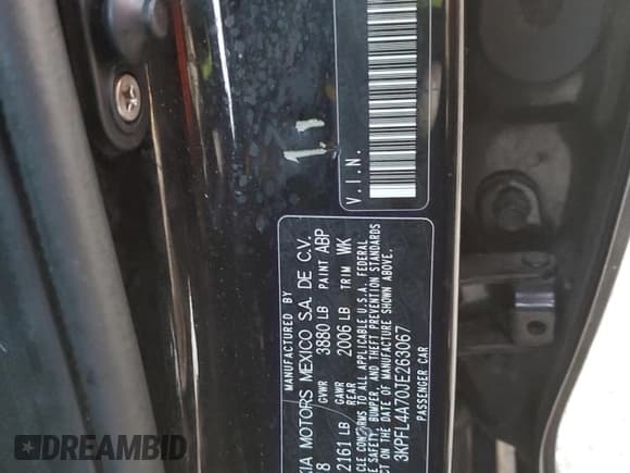 ✅ 2018 Kia Forte LX • VIN: 3KPFL4A70JE263067 • Лот: 87197975. Опубликован ранее на Copart с пробегом 69 418 миль. Бесплатный доступ к архиву аукционных продаж из США и подробный отчёт об истории автомобиля на DreamBid. Изображение 13.