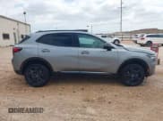 ✅ 2023 Buick Envision Essence • VIN: LRBFZPR44PD204820 • Лот: 42423896. Опубликован ранее на IAAI с пробегом 37 251 миль. Бесплатный доступ к архиву аукционных продаж из США и подробный отчёт об истории автомобиля на DreamBid. Изображение 14.