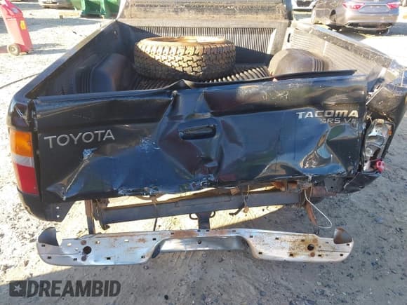 ✅ 1998 Toyota Tacoma • VIN: 4TAWN72N7WZ035633 • Lot: 43435875. Listed on IAAI with 207,877 mi. Free auction sales archive from the USA and detailed vehicle history report at DreamBid. Image 6.