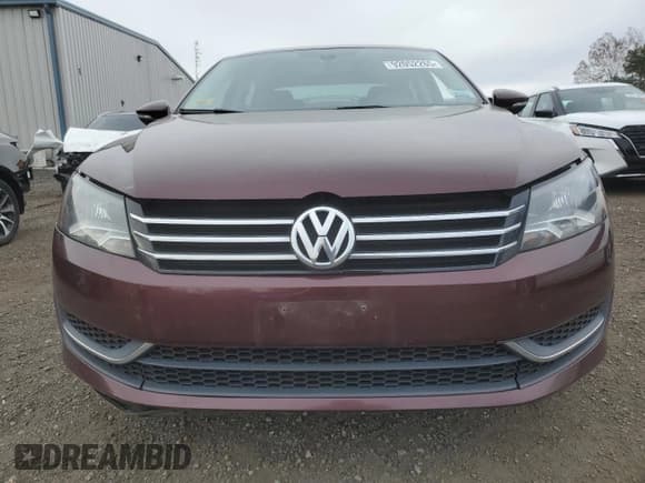 ✅ 2012 Volkswagen Passat SE • VIN: 1VWBP7A30CC011991 • Lot: 92052265. Listed on Copart with 132,851 mi. Free auction sales archive from the USA and detailed vehicle history report at DreamBid. Image 5.