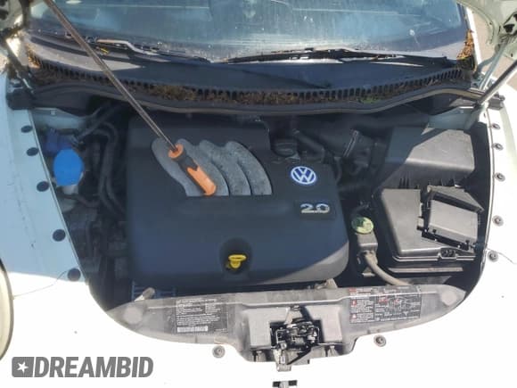 ✅ 2002 Volkswagen Beetle GLS • VIN: 3VWCK21C42M457645 • Lot: 55900935. Listed on Copart with 112,836 mi. Free auction sales archive from the USA and detailed vehicle history report at DreamBid. Image 11.