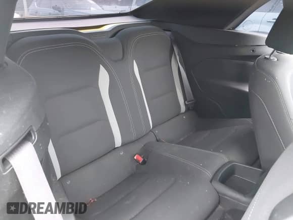 2017 Chevrolet Camaro 1SS с VIN 1G1FF3D71H0175637, выставлен на аукционе IAAI как лот 42285845 с пробегом 61 845 миль миль и . История ставок и продаж доступна на DreamBid. Изображение 8.