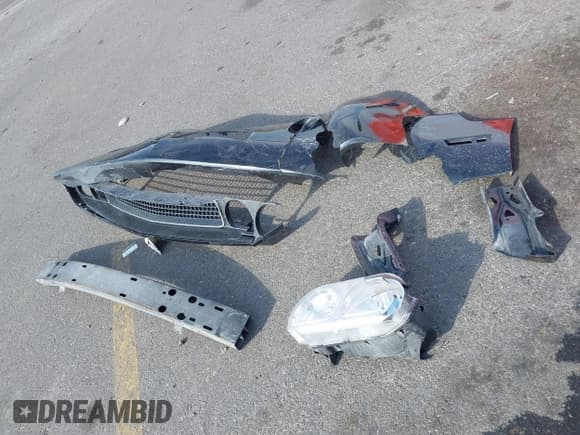 ✅ 2010 Dodge Challenger SE • VIN: 2B3CJ4DV4AH240643 • Lot: 40312016. Wystawiony na IAAI z przebiegiem 172 948 mil. Bezpłatny archiwum sprzedaży aukcyjnych z USA i szczegółowy raport historii pojazdu na DreamBid. Zdjęcie 12.