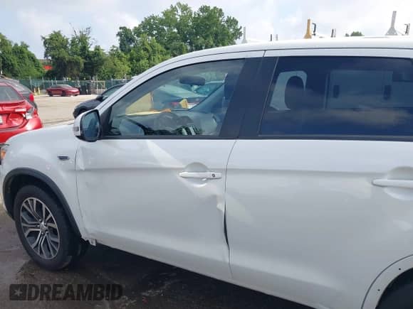 2018 Mitsubishi Outlander ES с VIN JA4AR3AU6JU022232, выставлен на аукционе IAAI как лот 42709349 с пробегом 55 420 миль миль и . История ставок и продаж доступна на DreamBid. Изображение 18.