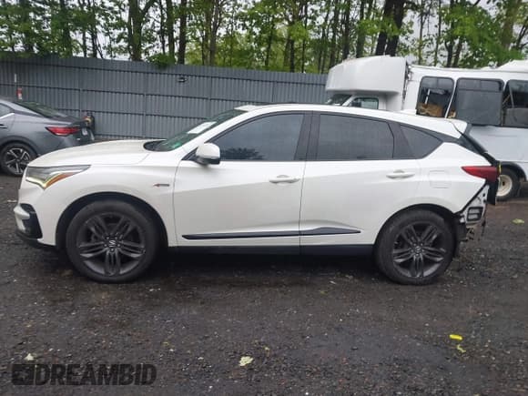 ✅ 2019 Acura RDX w/A-Spec Pkg • VIN: 5J8TC2H68KL001165 • Lot: 42311202. Wystawiony na IAAI z przebiegiem 74 909 mil. Bezpłatny archiwum sprzedaży aukcyjnych z USA i szczegółowy raport historii pojazdu na DreamBid. Zdjęcie 14.