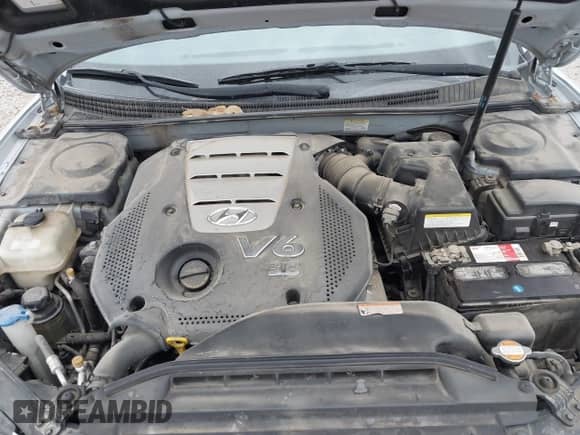 2006 Hyundai Azera SE с VIN KMHFC46F46A086240, выставлен на аукционе IAAI как лот 41582881 с пробегом 165 329 миль миль и . История ставок и продаж доступна на DreamBid. Изображение 10.