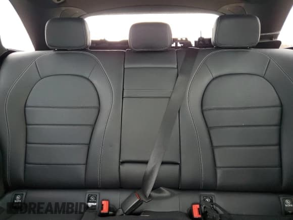 ✅ 2019 Mercedes-Benz GLC 300 • VIN: WDC0G4KB9KF556349 • Лот: 92566225. Опубликован ранее на Copart с пробегом 59 044 миль. Бесплатный доступ к архиву аукционных продаж из США и подробный отчёт об истории автомобиля на DreamBid. Изображение 10.