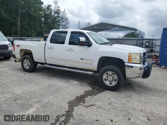 ✅ 2007 Chevrolet Silverado 2500HD 2LT • VIN: 1GCHK23697F536798 • Лот: 67940625. Опубликован ранее на Copart с пробегом 370 465 миль. Бесплатный доступ к архиву аукционных продаж из США и подробный отчёт об истории автомобиля на DreamBid. Изображение 4.