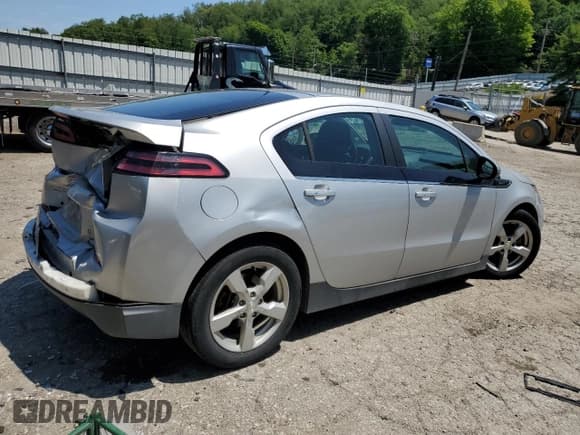 ✅ 2013 Chevrolet Volt • VIN: 1G1RB6E49DU145593 • Lot: 60851864. Wystawiony na Copart z przebiegiem 110 864 mil. Bezpłatny archiwum sprzedaży aukcyjnych z USA i szczegółowy raport historii pojazdu na DreamBid. Zdjęcie 3.